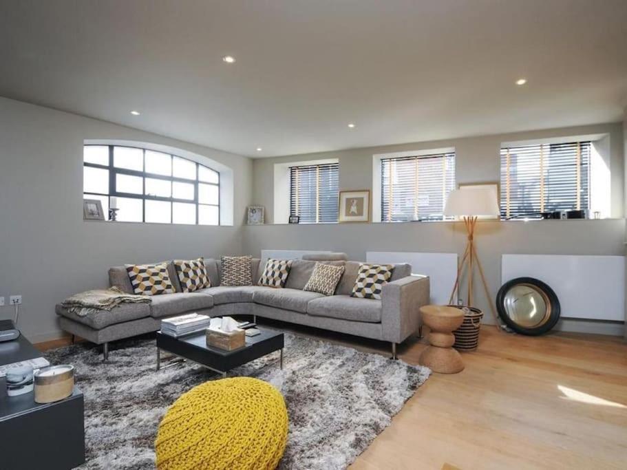 Manhattan Style Apartment In Fulham Londra Exterior foto