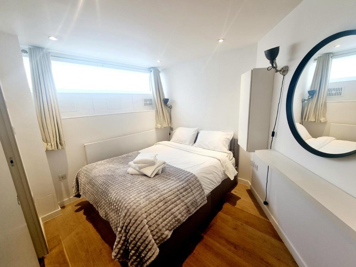 Manhattan Style Apartment In Fulham Londra Exterior foto